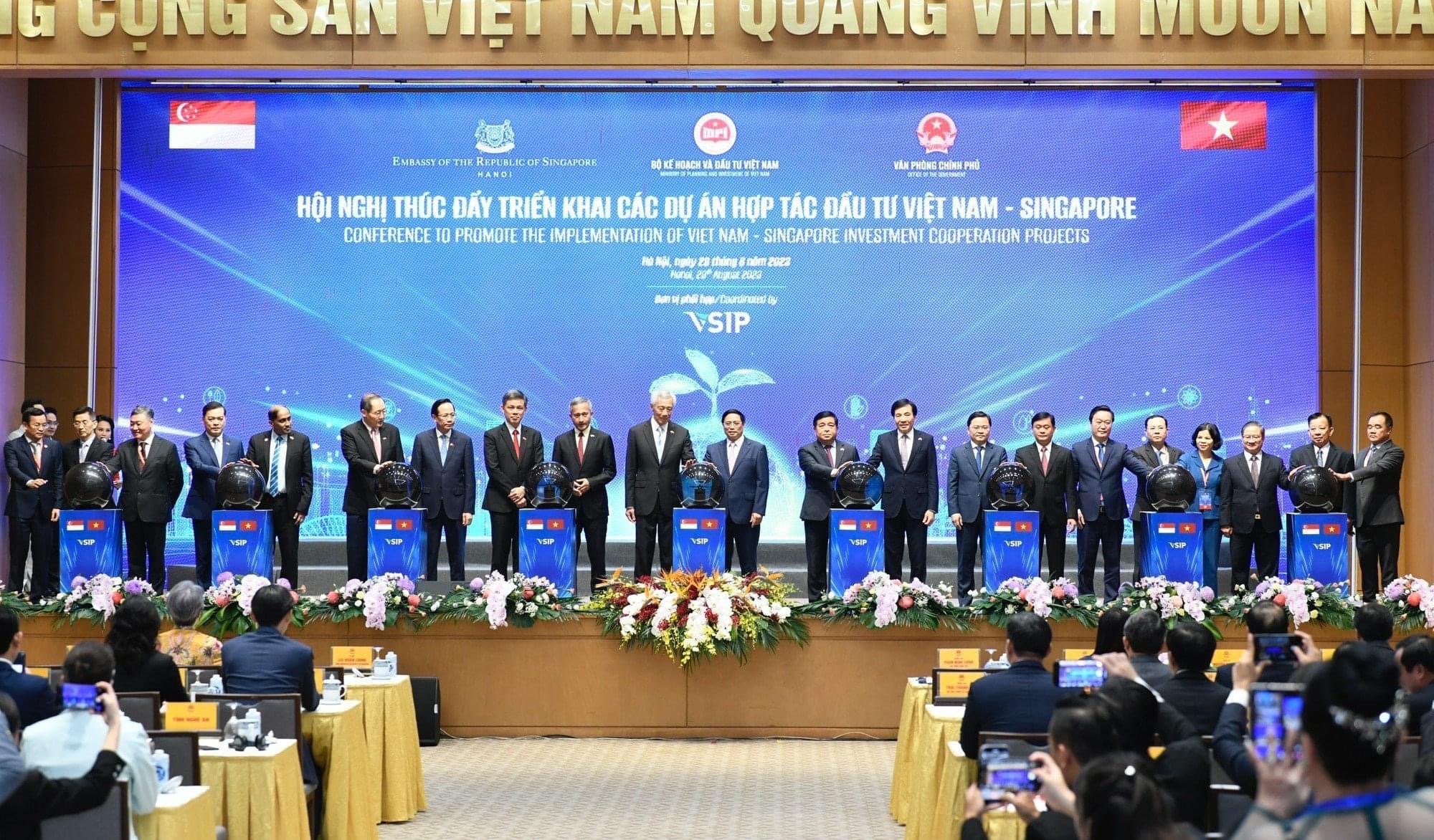 50 NĂM QUAN HỆ NGOẠI GIAO VIỆT NAM - SINGAPORE
